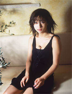2004辣妹特工之危机四伏-鲁一鲁综合